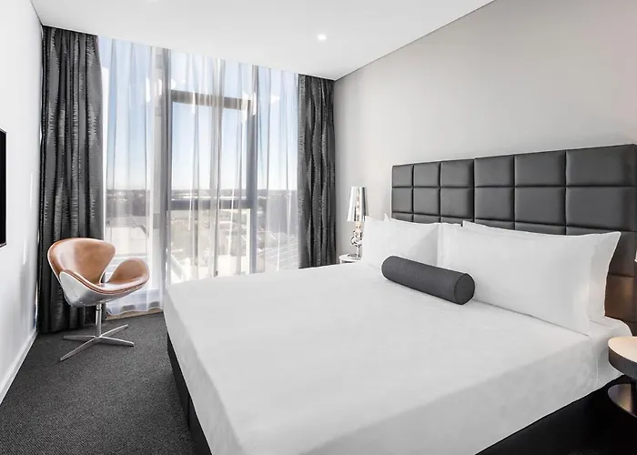 Meriton Suites Mascot Central